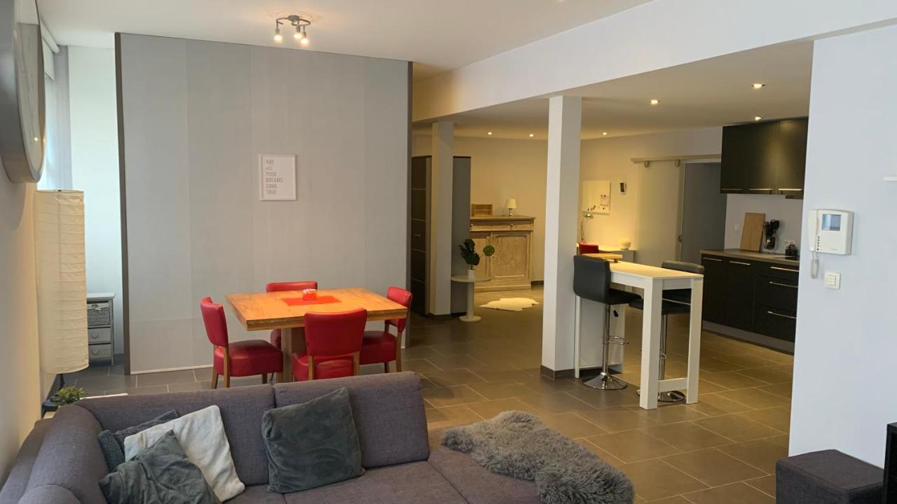 Ruime Studio In Deurne 안트베르펜 외부 사진